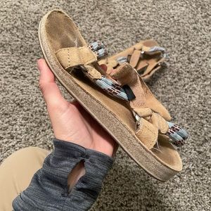 Women’s teva rope sandals size 7